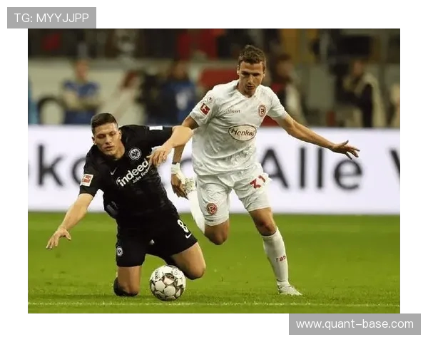 法兰克福4-1大胜云达不莱梅 巴霍亚梅开二度克瑙夫建功 法兰克福4-1大胜云达不莱梅 巴霍亚梅开二度克瑙夫建功