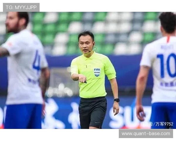 裁判员王竞执法中超第100场赛事 创下个人里程碑成就