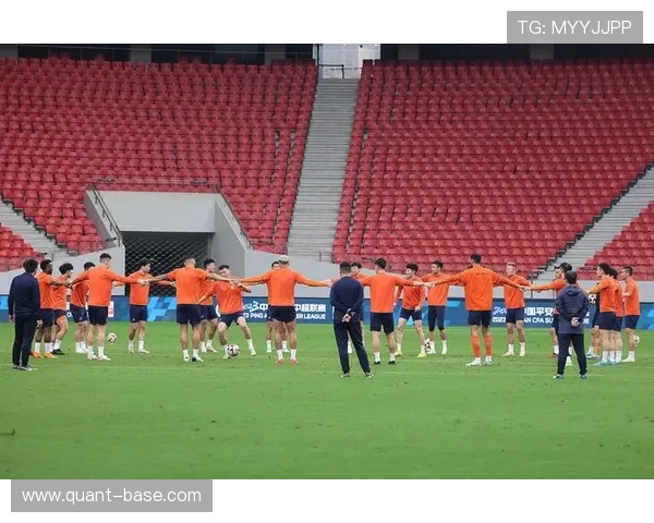 青岛大雨致泰山队赛前踩场训练取消 球员备战受影响