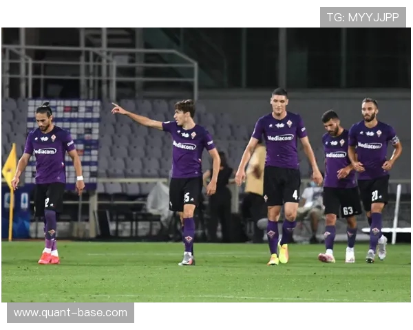 德赫亚与基恩领衔佛罗伦萨大战博洛尼亚奥尔索利尼胡安米兰达同场争锋